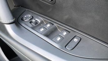 Peugeot 2008 1.2 HYBRID GT SUV 5dr Petrol Hybrid e-DSC6 Euro 6 (s/s) (136 ps)