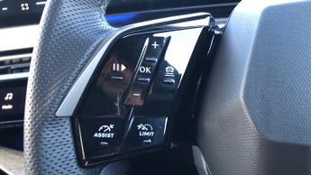 Peugeot 5008 1.2 HYBRID GT SUV 5dr Petrol Hybrid e-DSC6 Euro 6 (s/s) (136 ps)