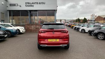 Vauxhall Grandland 1.2 Ultimate SUV 5dr Petrol Hybrid e-DCT Euro 6 (s/s) (136 ps)