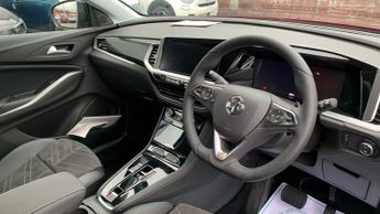 Vauxhall Grandland 1.2 Ultimate SUV 5dr Petrol Hybrid e-DCT Euro 6 (s/s) (136 ps)