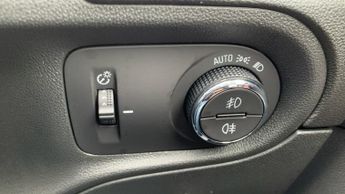 Vauxhall Grandland 1.2 Ultimate SUV 5dr Petrol Hybrid e-DCT Euro 6 (s/s) (136 ps)