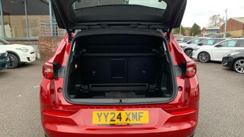 Vauxhall Grandland 1.2 Ultimate SUV 5dr Petrol Hybrid e-DCT Euro 6 (s/s) (136 ps)