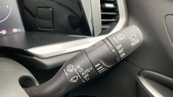 Vauxhall Grandland 1.2 Ultimate SUV 5dr Petrol Hybrid e-DCT Euro 6 (s/s) (136 ps)