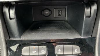 Vauxhall Grandland 1.2 Ultimate SUV 5dr Petrol Hybrid e-DCT Euro 6 (s/s) (136 ps)