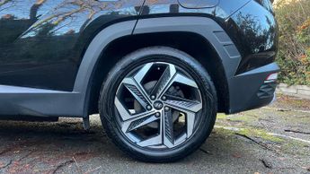 Hyundai Tucson 1.6 h T-GDi 13.8kWh Ultimate SUV 5dr Petrol Plug-in Hybrid Auto 