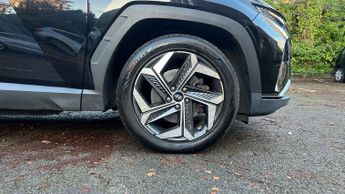 Hyundai Tucson 1.6 h T-GDi 13.8kWh Ultimate SUV 5dr Petrol Plug-in Hybrid Auto 