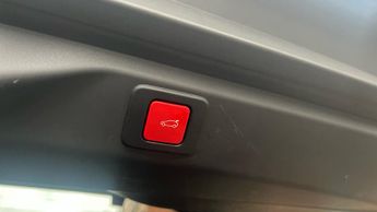 Peugeot 3008 73kWh GT SUV 5dr Electric Auto (210 ps)