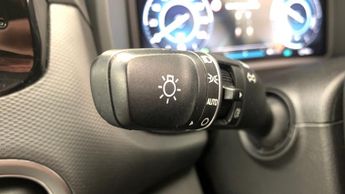 Hyundai Kona 64kWh Ultimate SUV 5dr Electric Auto (10.5kW Charger) (204 ps)