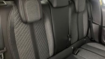 Peugeot 208 50kWh E-Style Hatchback 5dr Electric Auto (7.4kW Charger) (136 p