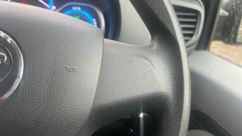 Vauxhall Vivaro Life Electric 50kWh Combi MPV 5dr Electric Auto LWB (9 Seat, 7.4kW Charger) (1