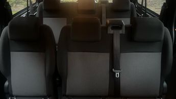 Vauxhall Vivaro Life Electric 50kWh Combi MPV 5dr Electric Auto LWB (9 Seat, 7.4kW Charger) (1