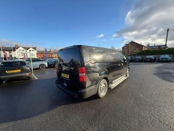 Vauxhall Vivaro Life Electric 50kWh Combi MPV 5dr Electric Auto LWB (9 Seat, 7.4kW Charger) (1