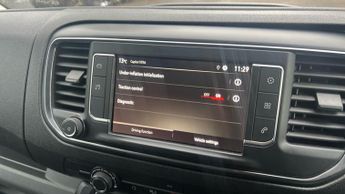 Vauxhall Vivaro Life Electric 50kWh Combi MPV 5dr Electric Auto LWB (9 Seat, 7.4kW Charger) (1