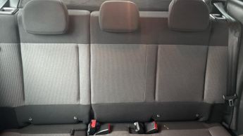 Citroen C3 Aircross 1.2 PureTech PLUS SUV 5dr Petrol EAT6 Euro 6 (s/s) (130 ps)