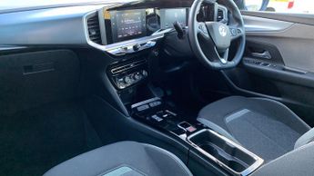 Vauxhall Mokka Electric 50kWh SE Premium SUV 5dr Electric Auto (136 ps)