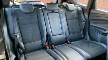 Ford Kuga 1.5 TDCi ST-Line SUV 5dr Diesel Powershift Euro 6 (s/s) (120 ps)