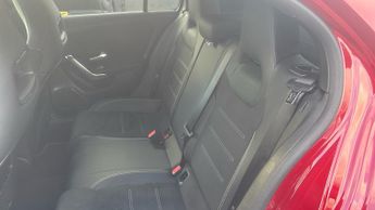 Mercedes-benz A Class 1.3 A200 AMG Line Edition (Executive) Hatchback 5dr Petrol 7G-DC