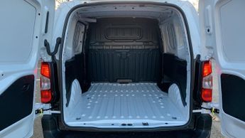 Peugeot Partner 800 52kWh Professional Standard Panel Van Auto SWB 5dr (7.4kW Ch