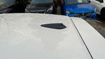 Peugeot 208 50kWh E-Style Hatchback 5dr Electric Auto (7.4kW Charger) (136 p