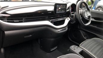 Fiat 500E 42kWh Passion Hatchback 3dr Electric Auto (118 ps)