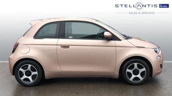 Fiat 500E 42kWh Passion Hatchback 3dr Electric Auto (118 ps)