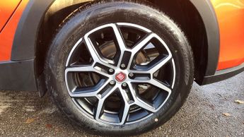 Fiat Tipo 1.5 FireFly Turbo MHEV Cross Hatchback 5dr Petrol DCT Euro 6 (s/