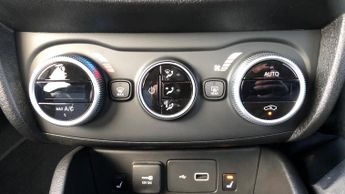 Fiat Tipo 1.5 FireFly Turbo MHEV Cross Hatchback 5dr Petrol DCT Euro 6 (s/