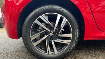 Peugeot 208 1.2 PureTech Allure Premium Hatchback 5dr Petrol EAT Euro 6 (s/s