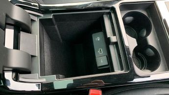 Land Rover Range Rover Evoque 2.0 P200 MHEV R-Dynamic S SUV 5dr Petrol Auto 4WD Euro 6 (s/s) (