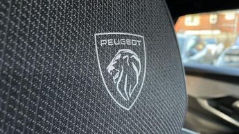 Peugeot 3008 73kWh GT SUV 5dr Electric Auto (210 ps)