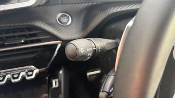 Peugeot 208 1.2 PureTech Allure Premium + Hatchback 5dr Petrol EAT Euro 6 (s