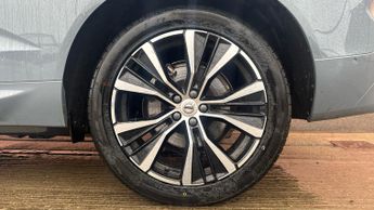 Volvo Xc60 2.0h T8 Recharge 18.8kWh Ultimate Dark SUV 5dr Petrol Plug-in Hy