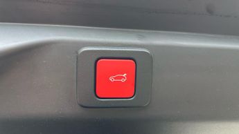 Peugeot 3008 73kWh GT SUV 5dr Electric Auto (210 ps)