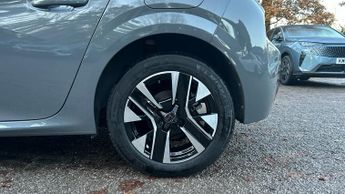 Peugeot 208 1.2 HYBRID Allure Hatchback 5dr Petrol Hybrid e-DSC6 Euro 6 (s/s