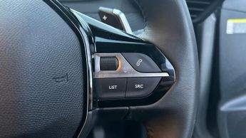 Peugeot 208 1.2 HYBRID Allure Hatchback 5dr Petrol Hybrid e-DSC6 Euro 6 (s/s