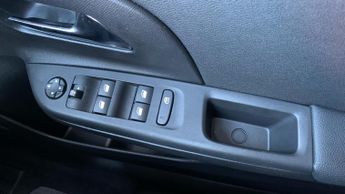 Vauxhall Corsa 1.2 MHEV GS Hatchback 5dr Petrol Hybrid e-DCT Euro 6 (s/s) (100 