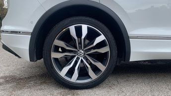 Volkswagen Tiguan 2.0 TSI BlueMotion Tech R-Line SUV 5dr Petrol DSG 4Motion Euro 6