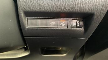 Peugeot 208 50kWh E-Style Hatchback 5dr Electric Auto (7.4kW Charger) (136 p