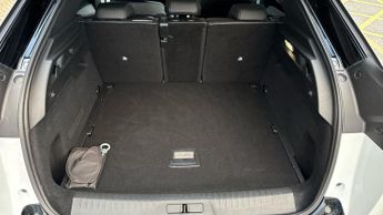 Peugeot 3008 73kWh GT SUV 5dr Electric Auto (210 ps)