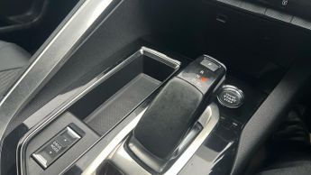 Peugeot 3008 SUV 1.6 13.2kWh Allure Premium + SUV 5dr Petrol Plug-in Hybrid e-EAT