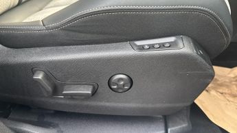 Peugeot 3008 SUV 1.6 13.2kWh GT Premium SUV 5dr Petrol Plug-in Hybrid e-EAT 4WD E