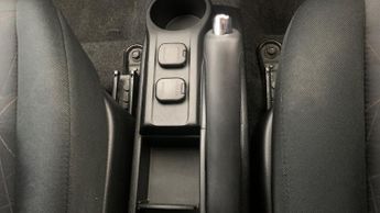 Mazda Mazda2 1.5 Tamura Nav Hatchback 5dr Petrol Auto Euro 5 (102 ps)