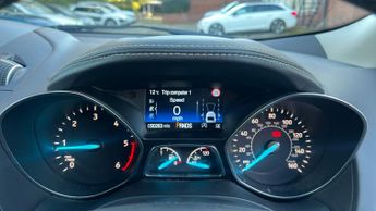 Ford Kuga 2.0 TDCi EcoBlue Vignale SUV 5dr Diesel Powershift AWD Euro 6 (s