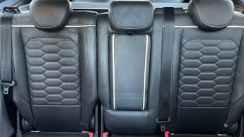 Ford Kuga 2.0 TDCi EcoBlue Vignale SUV 5dr Diesel Powershift AWD Euro 6 (s