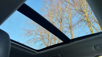 Ford Kuga 2.0 TDCi EcoBlue Vignale SUV 5dr Diesel Powershift AWD Euro 6 (s