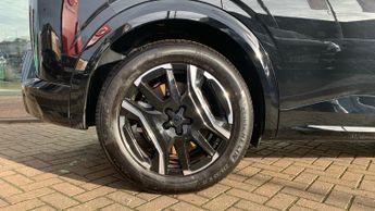 Peugeot 3008 73kWh GT SUV 5dr Electric Auto (210 ps)