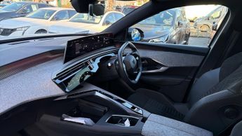 Peugeot 3008 SUV 1.2 HYBRID GT SUV 5dr Petrol Hybrid e-DSC6 Euro 6 (s/s) (136 ps)