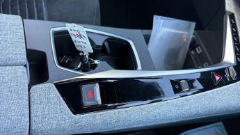 Peugeot 3008 SUV 1.2 HYBRID GT SUV 5dr Petrol Hybrid e-DSC6 Euro 6 (s/s) (136 ps)