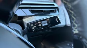 Peugeot 3008 SUV 1.2 HYBRID GT SUV 5dr Petrol Hybrid e-DSC6 Euro 6 (s/s) (136 ps)