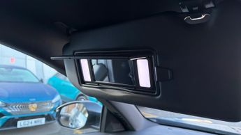 Peugeot 3008 SUV 1.2 HYBRID GT SUV 5dr Petrol Hybrid e-DSC6 Euro 6 (s/s) (136 ps)